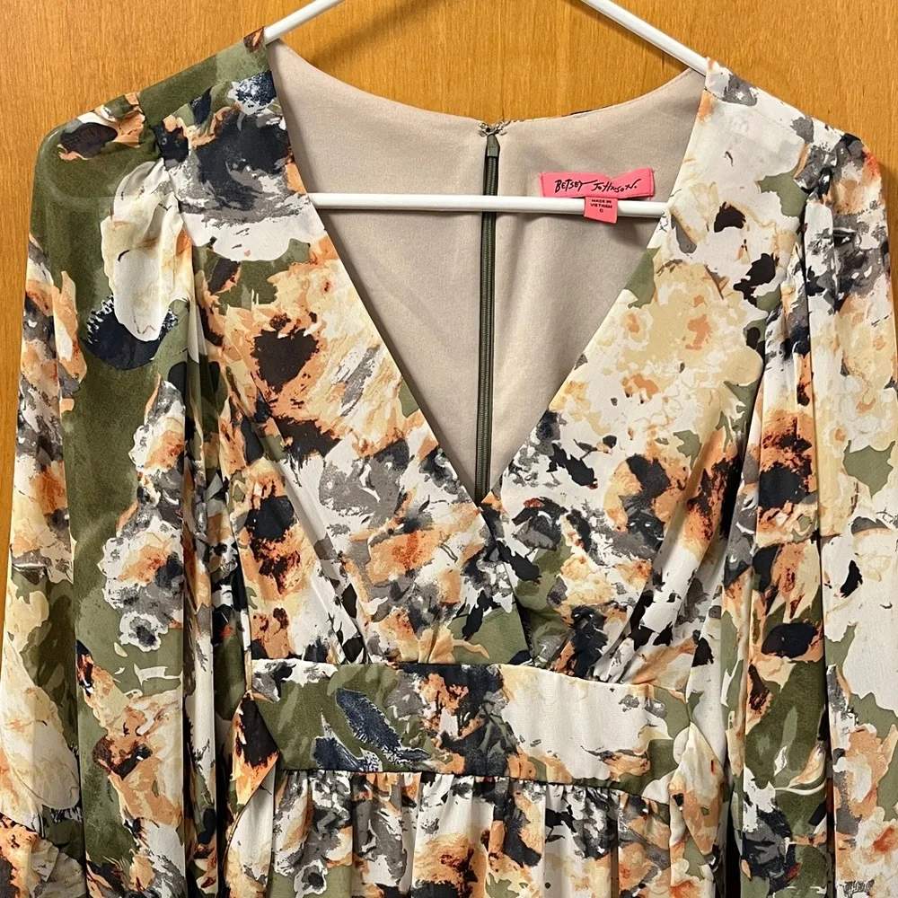 Betsey Johnson Bell Sleeve Floral Dress - Picture 3 of 10